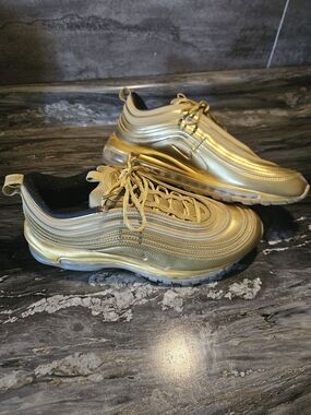 Nike Air Max 97 QS Men’s Size 11 Olympic Gold Medal CT4556-700
